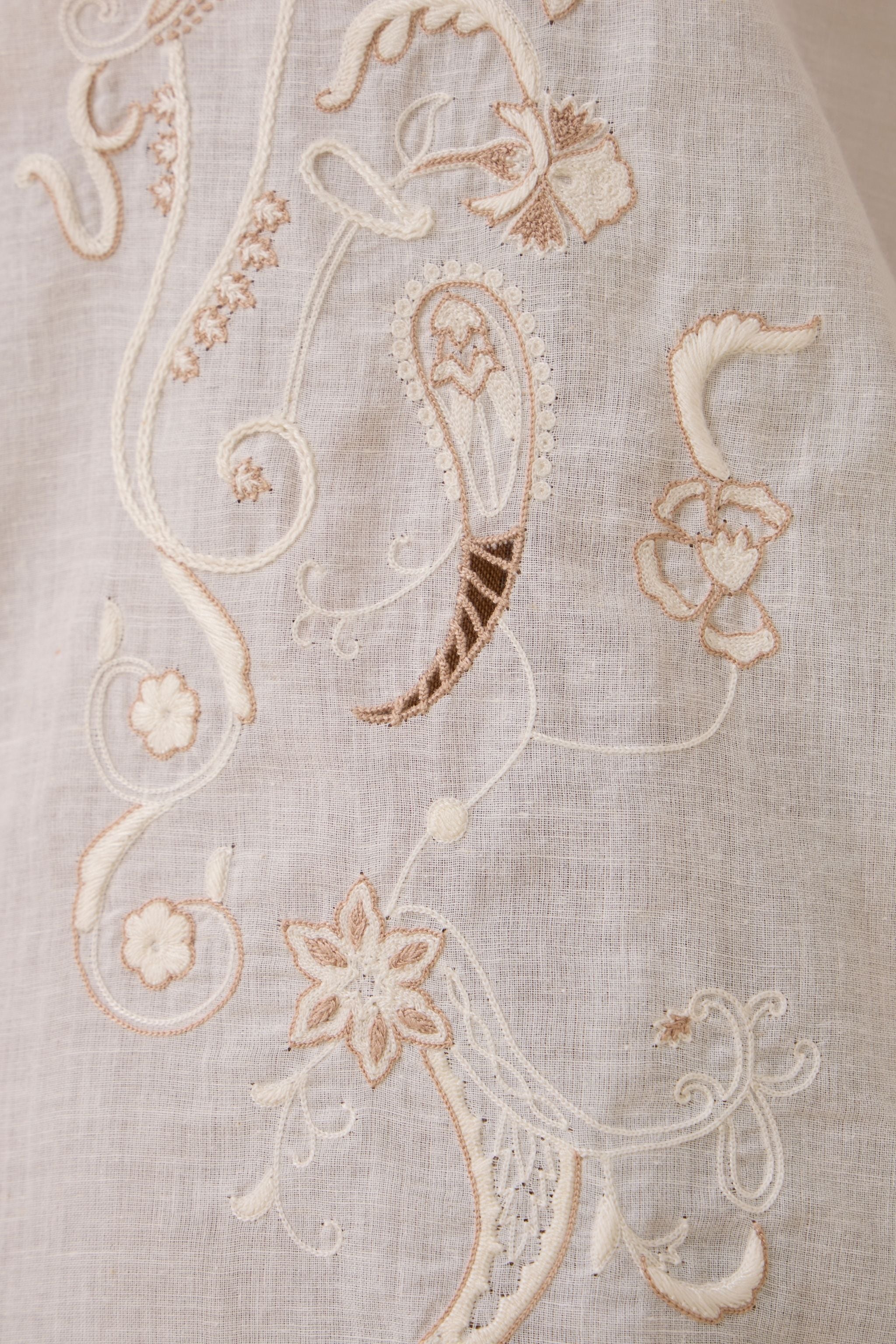 Joyce Embroidered handwoven shirt - Image 6