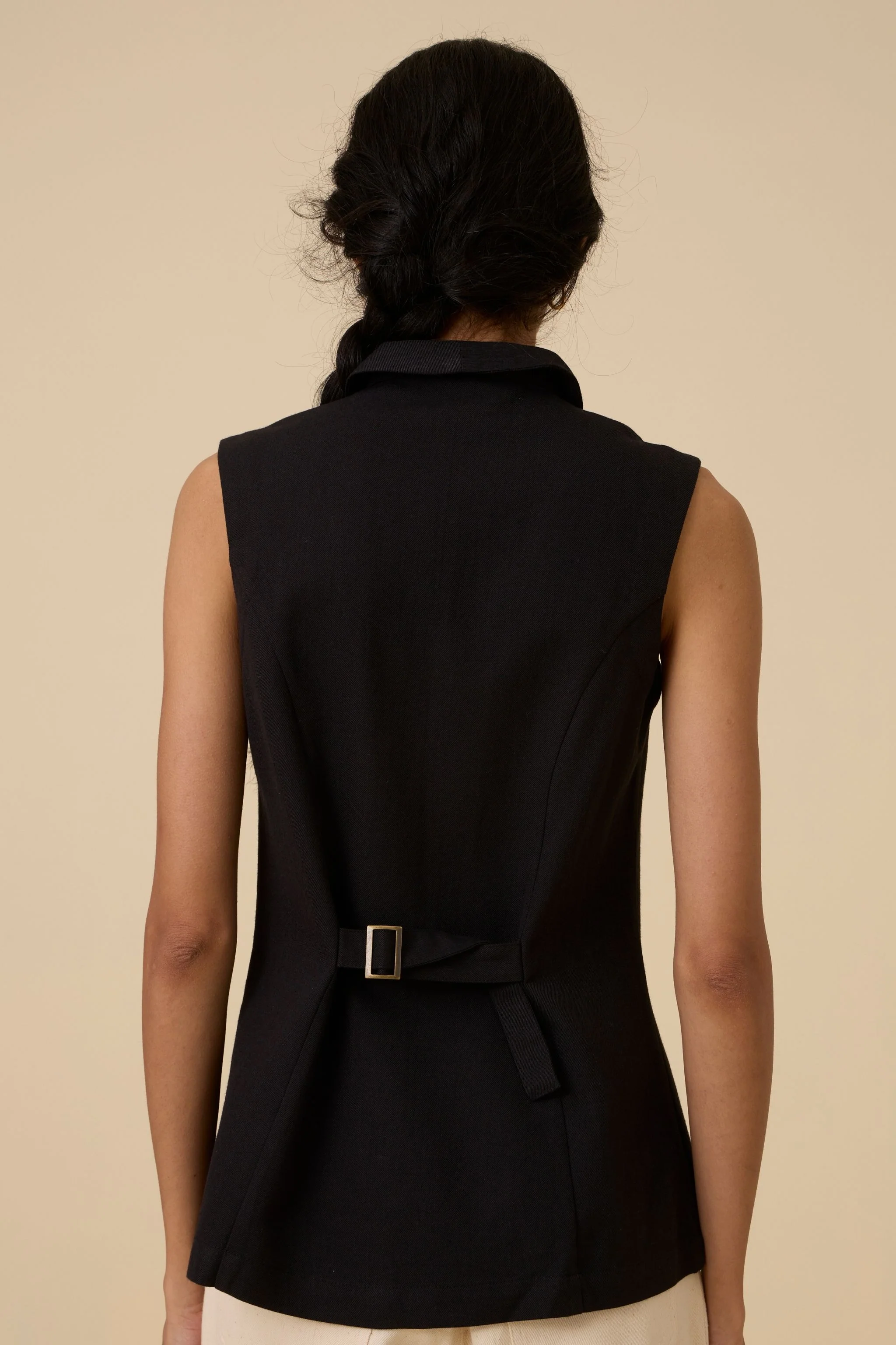 Maira Black Waistcoat - Image 7