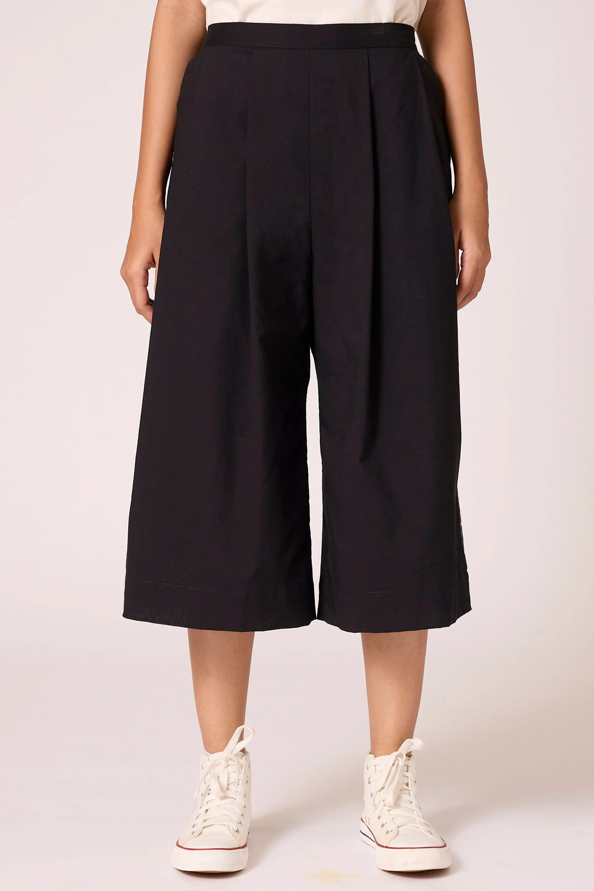 Milovat - Pants - Image 4