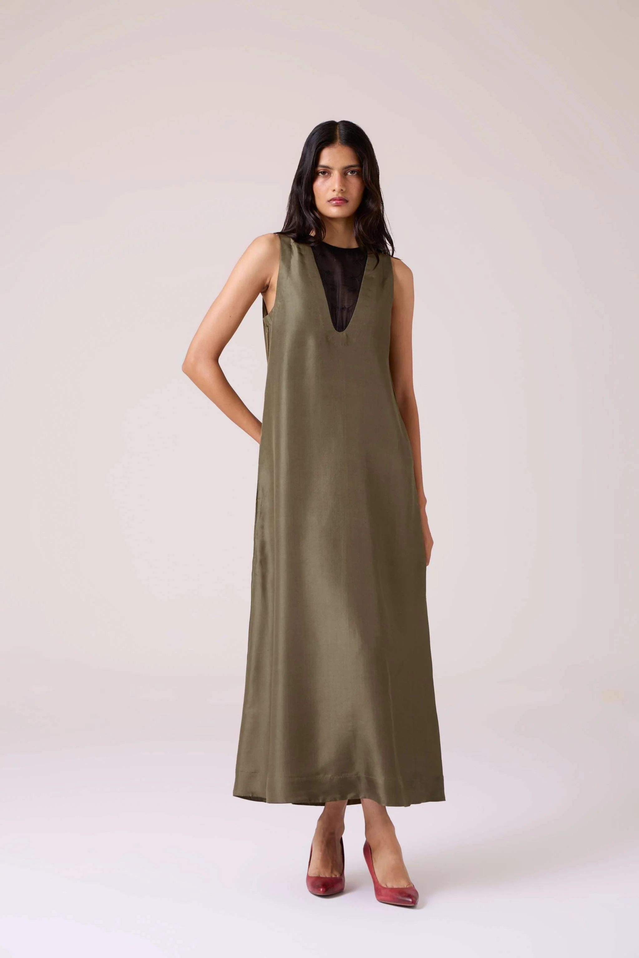 Velyra Olive Silk Dress - Image 6