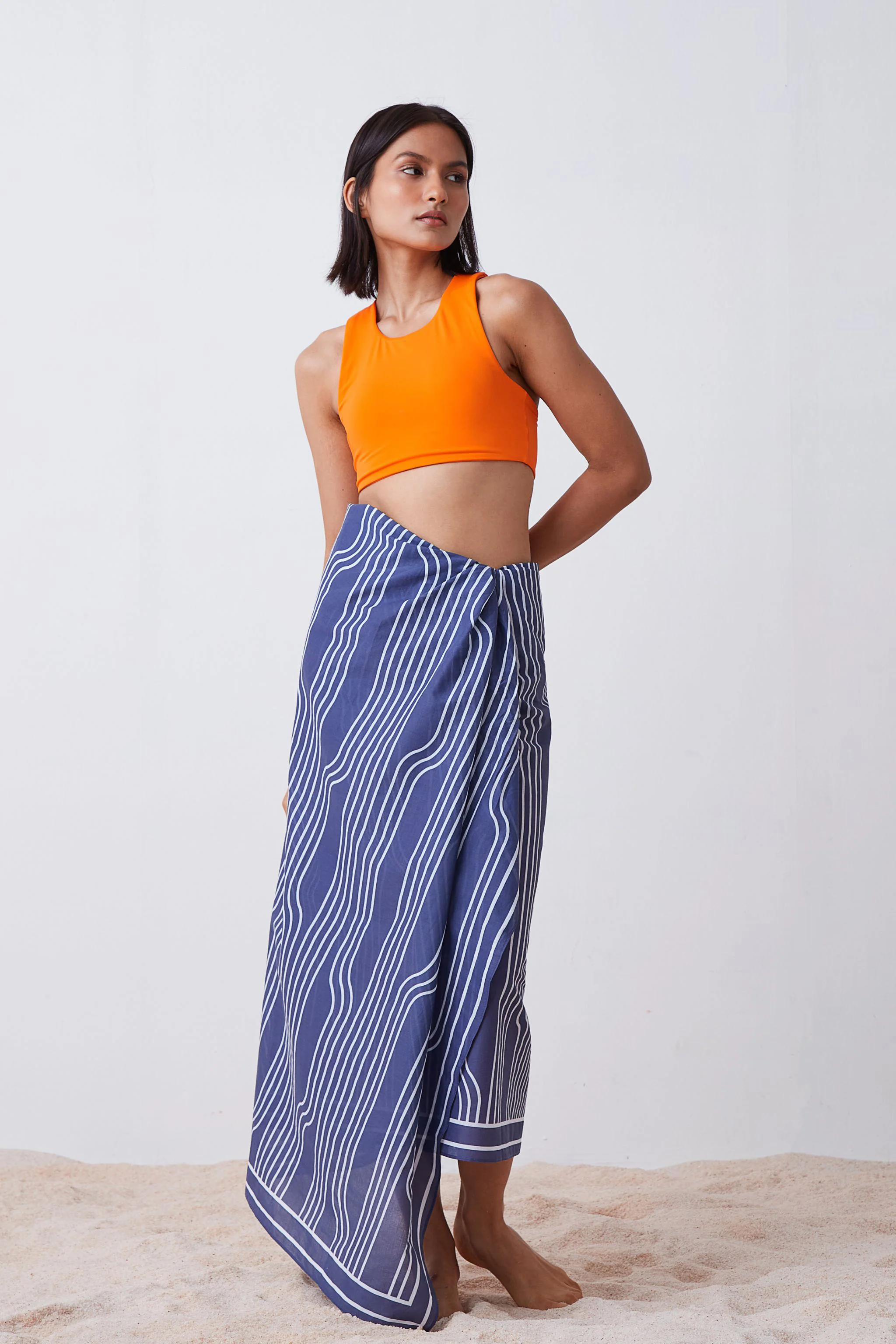 Window Pane Print Sarong - Blue and White - Image 3